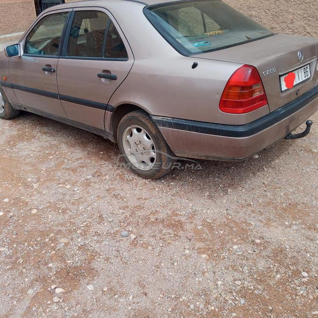 Mercedes C200 diesel model 1994 dédouaner 2010