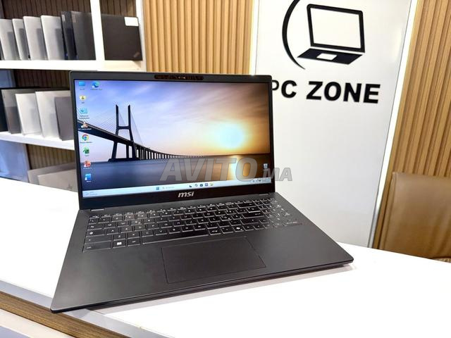 MSI MODERN 15H / Ultra 5 135H 18CPUS // GPU ARC - 2