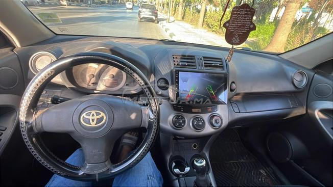 TOYOTA RAV 4