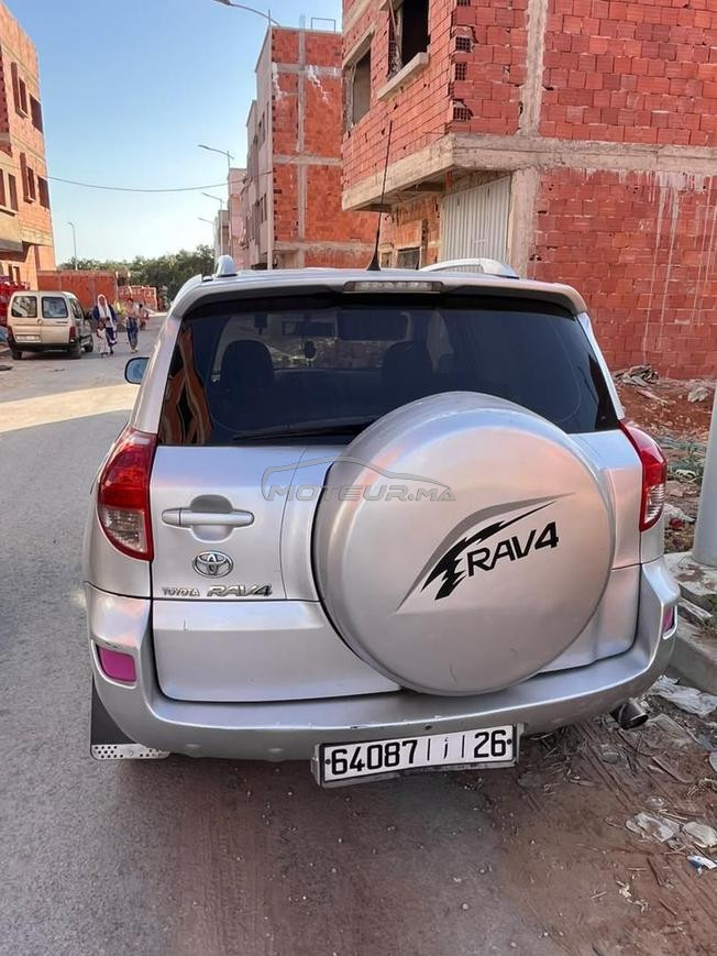 TOYOTA RAV 4