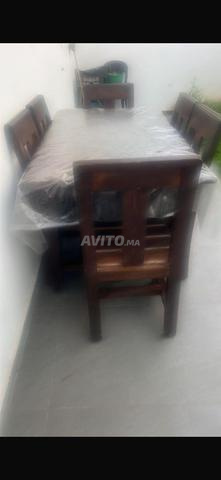 Table à manger en bois massif avec 6 chaises - 2