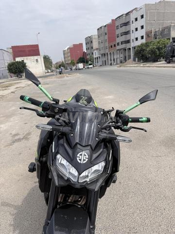 Kawasaki z900 2021 dédouanée 2025 - 2