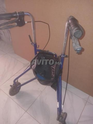 Déambulateur médical avec sac à vendre - 2