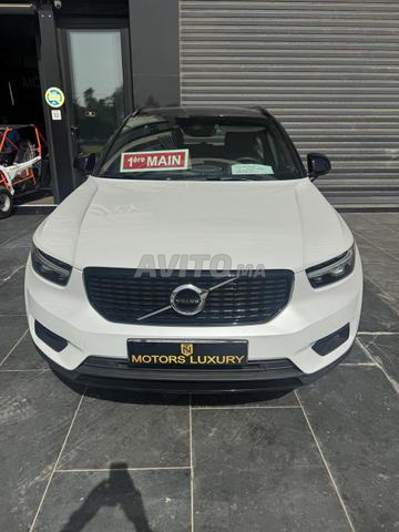 فولفو XC40 بنزين أوتوماتيك 2022 بالدار البيضاء - 2