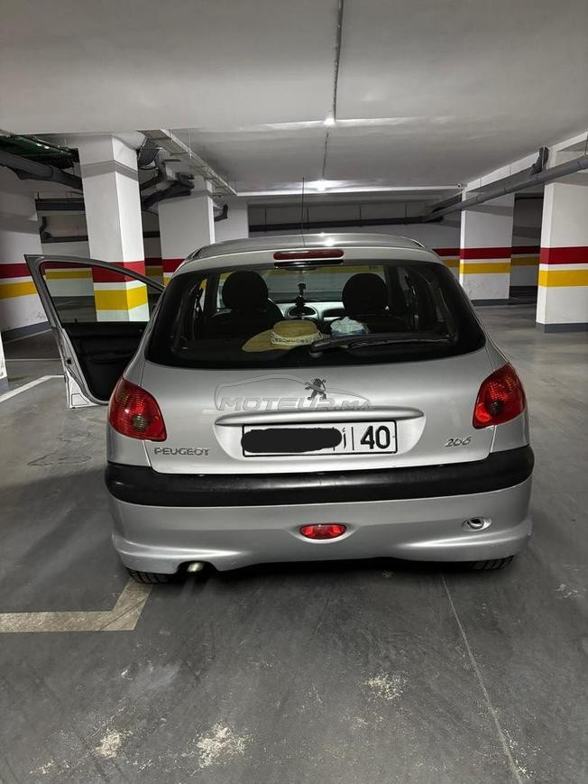 Peugeot 206 Essence Manuelle 2003 à Tanger