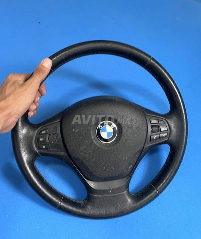 Volant BMW F30 avec airbag - 2