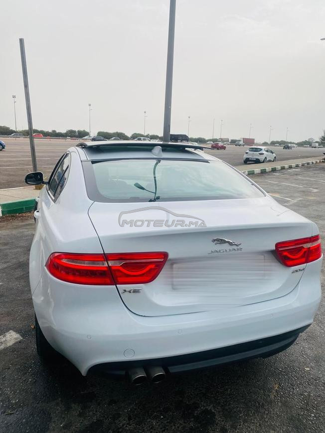 jaguar xe très bon état 