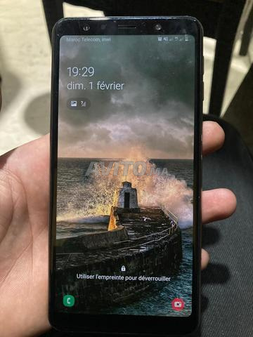 Samsung Galaxy A7 64GB / 4GB RAM - نقي وبثمن همزة