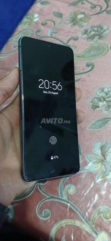 Samsung Galaxy S21 5G - 2