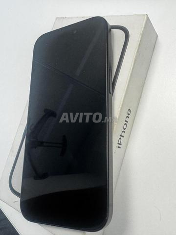 iPhone 15 256 Go Noir - 2