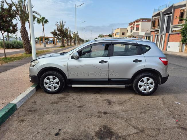 Nissan Qashqai août 2013 de bon état 