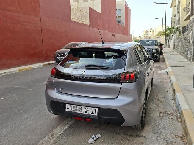 Peugeot 208 Diesel Manuelle 2023 à Agadir