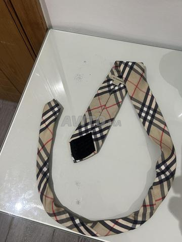 ربطة عنق Burberry