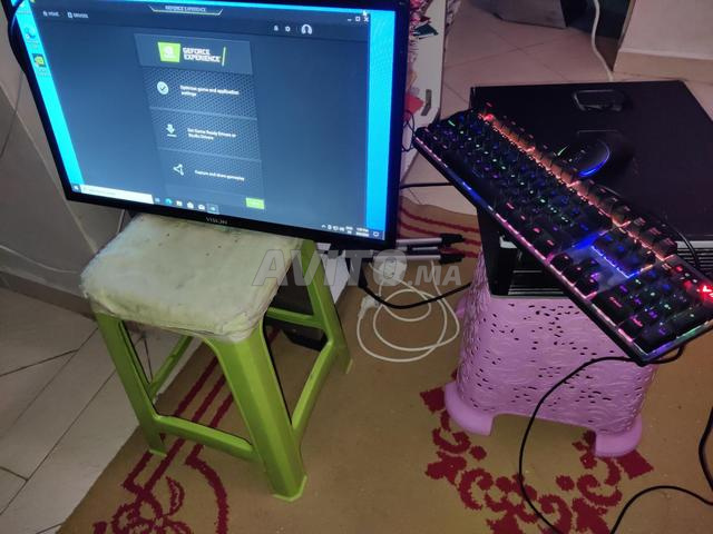 PC gt710 et clavier mécanique - 2