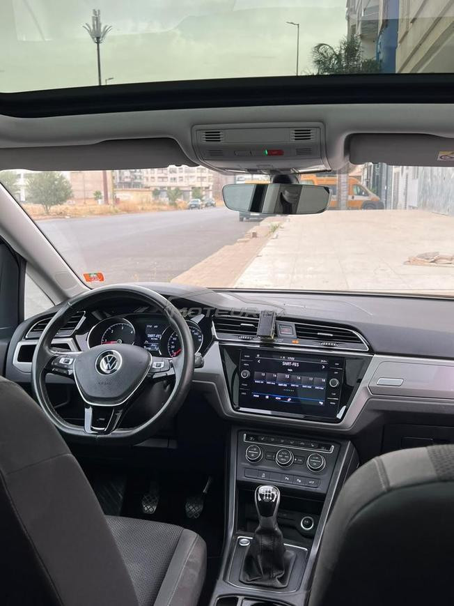 Volkswagen Touran Diesel Manuelle 2021 à Fès