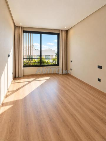 Studio neuf avec terrasse - Face CAFC/CFC - 2
