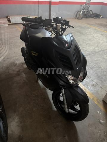 Yamaha nitro 49 - 2