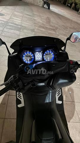 Tmax 530 SX - 2