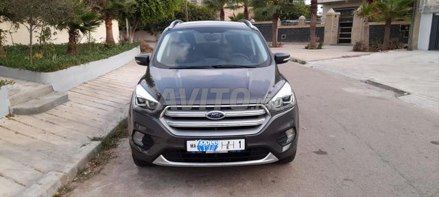 Ford Kuga. 2019 1er main. 6 cv - 2