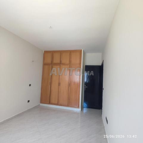 Appartement à vendre avec magasin - 2