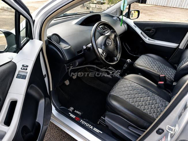 toyota Yaris très bon etat
