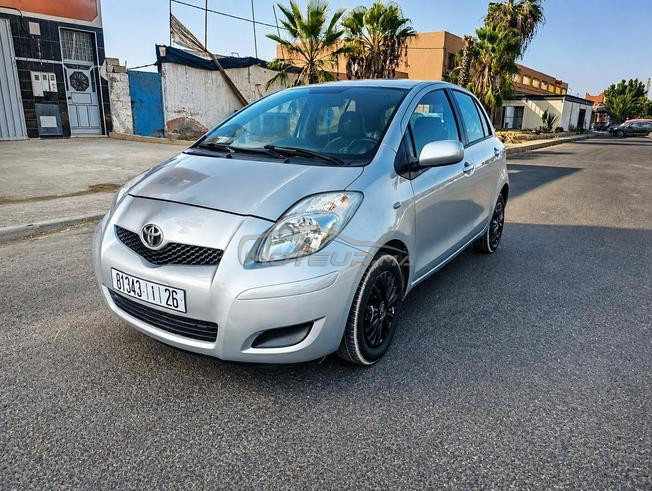 toyota Yaris très bon etat