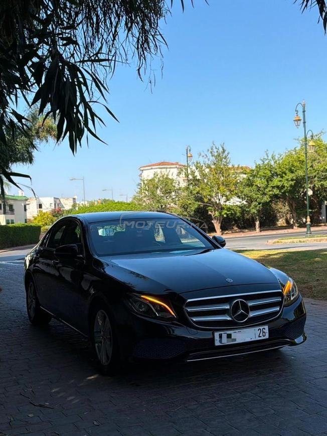 Mercedes-Benz E200
