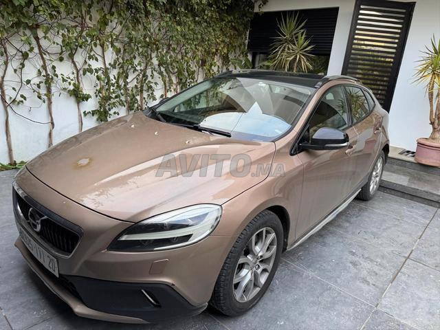 Volvo V40 Cross Country Diesel Automatique 2017 - 2