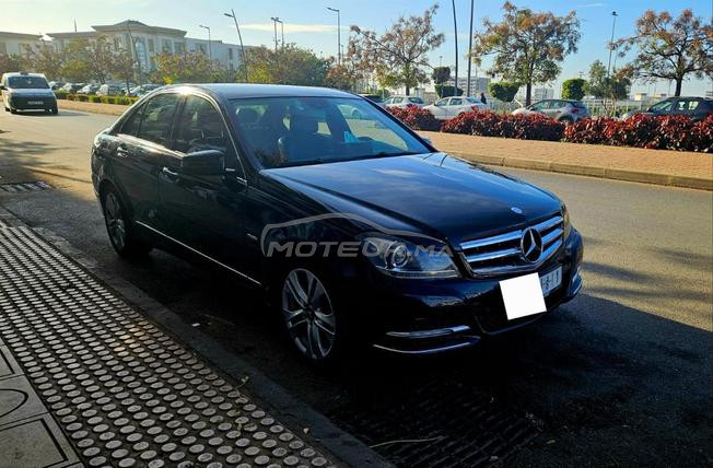 – Mercedes-Benz C220 Avantgarde