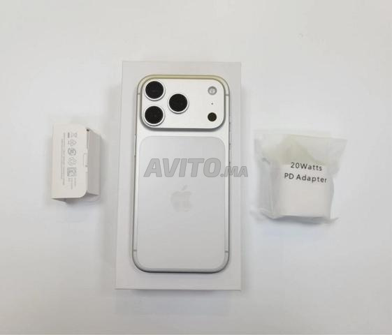 Excellent iPhone 17 Pro Max E Sim - Version - 2