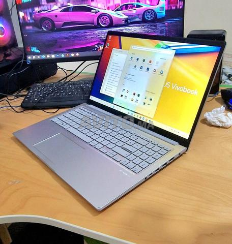 لابتوب أسوس i3 الجيل 13 8 جيجا 256 جيجا