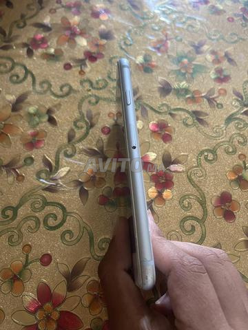 آيفون 8 أبيض - 2