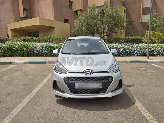Hyundai Grand i10 Essence Manuelle - 2