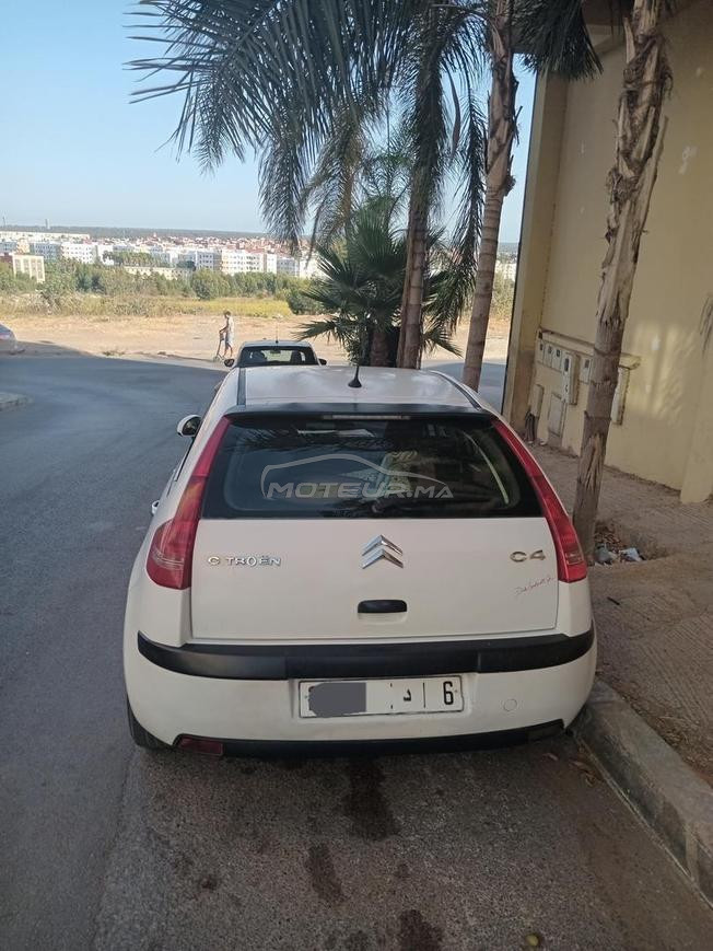 citroen c 4 mazala n9iya 