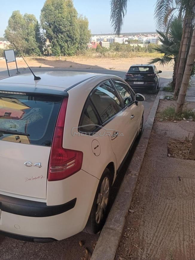 citroen c 4 mazala n9iya 