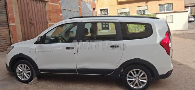 Lodgy Stepway 2023 - 2