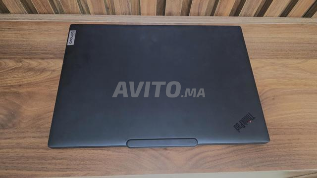 Lenovo T14s Gen 5 | Ultra 5 | 16GB | 512 SSD - 2