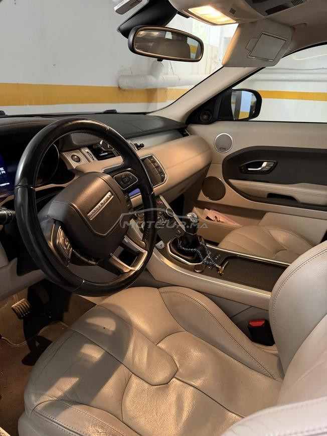 je vend ma voiture evoque land rover 2012
