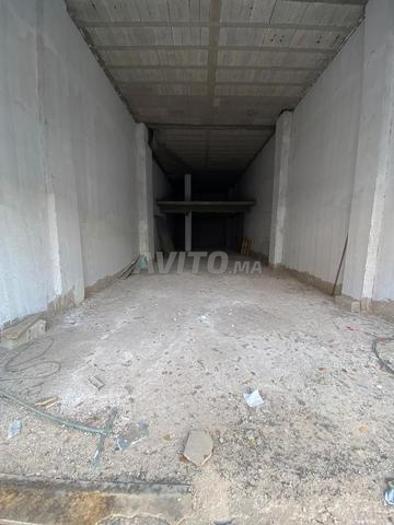 Magasin à louer 165m² + 60m² mezzanine, Roches Noires, Boulevard - 2