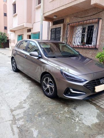 Voiture Hyundai i30 modèle 2022 à vendre - 2