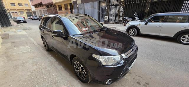 Mitsubishi Outlander - 2