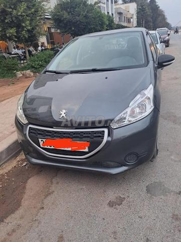 Peugeot 208 - 2