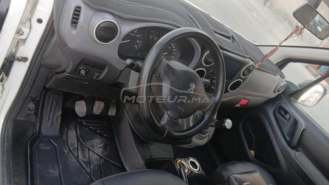 Peugeot partner tepee للبيع  في حالة جيدة   