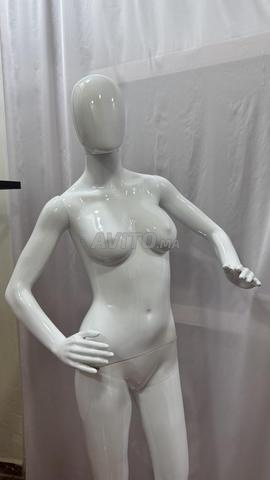 Mannequin neuf - 2