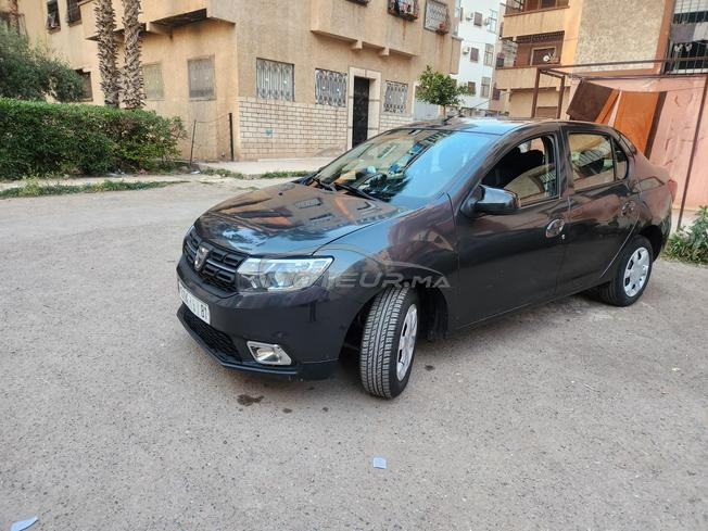 سيارة في حالة جيدة