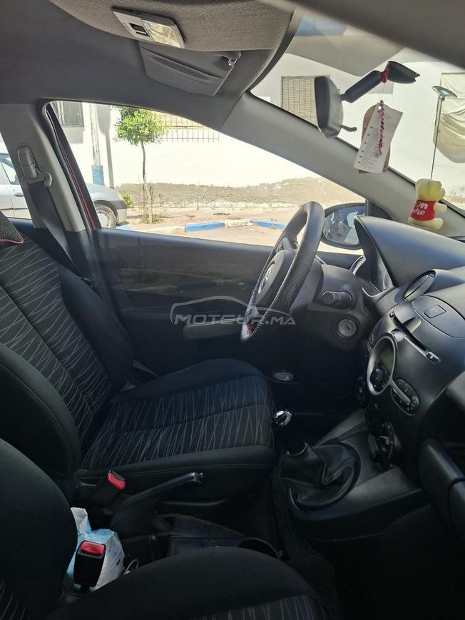 سيارة للبيع من نوع Mazda 2 essence 2008 8ch 
