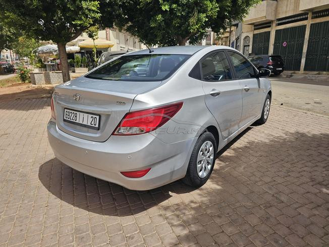 hyundai accent 2015