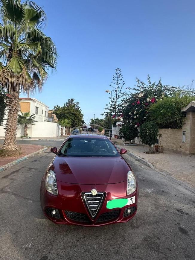 Alfa Romeo Giulietta Essence Manuelle 2016 à Rabat