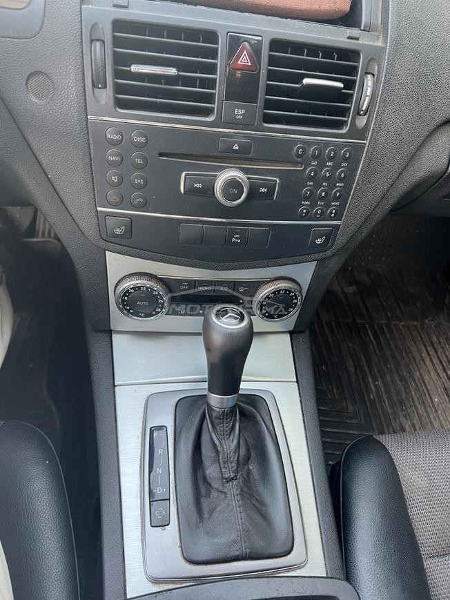 Mercedes c220 dédouanée très bonne état 