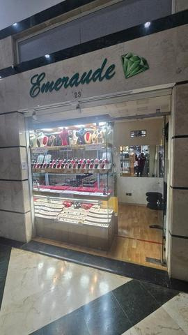 Location Magasin commercial Diour Jamaa - 2